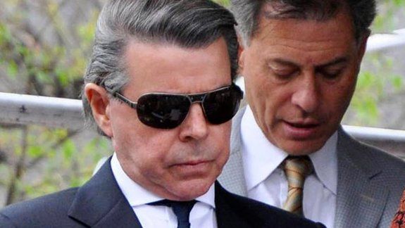 El juez federal Norberto Oyarbide renunció a su cargo.