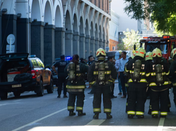A la sede de Gendarmería habían llegado tres paquetes y uno de ellos fue el que detonó. A la sede de Gendarmería habían llegado tres paquetes y uno de ellos fue el que detonó.