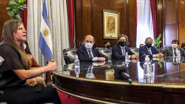 Hay cupo laboral trans en el Banco Nación