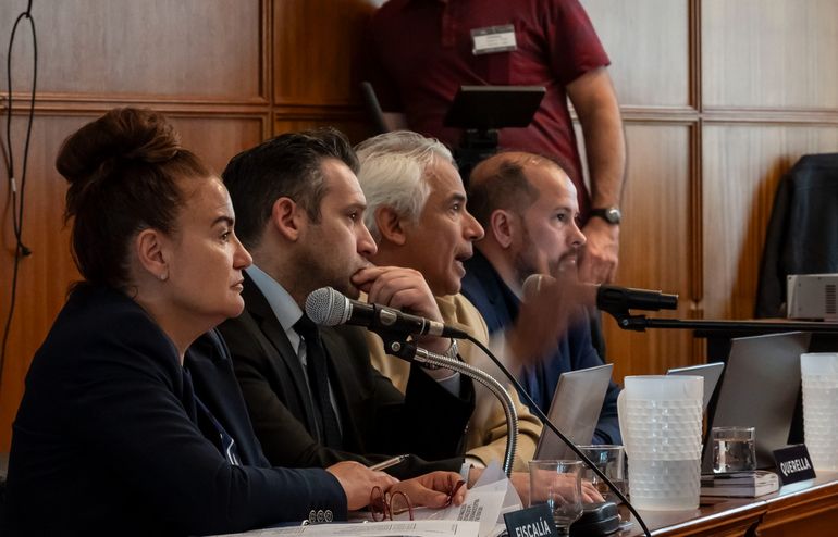 Juicio por los pingüinos de Punta Tombo: la fiscal Florencia Gómez realizó su alegato. Juicio por los pingüinos de Punta Tombo: la fiscal Florencia Gómez realizó su alegato.