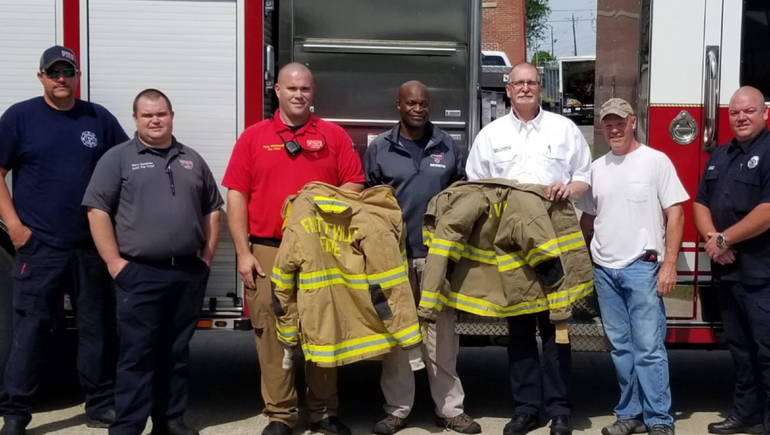 Bombero estadounidense hará donaciones al cuartel de San Martín de los Andes