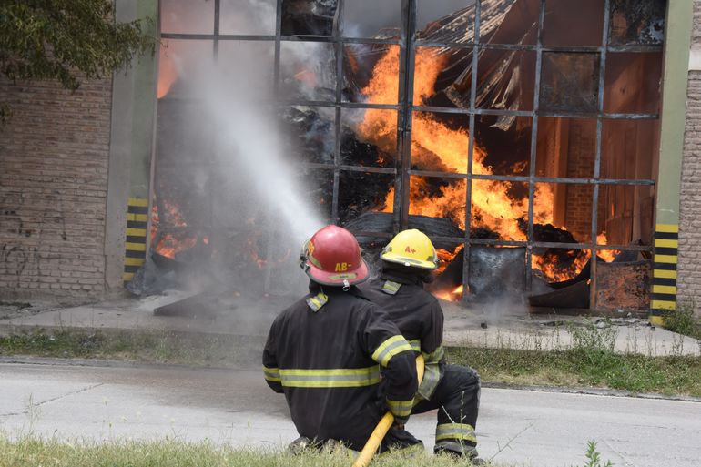 El financiamiento de los cuartes es ley. Koopmann fue uno de los impulsores.