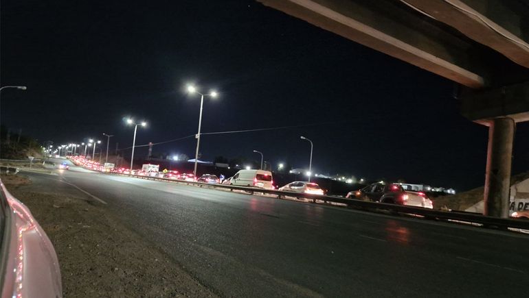 Corte y largas filas en Ruta 7: vecinos interrumpieron el tránsito