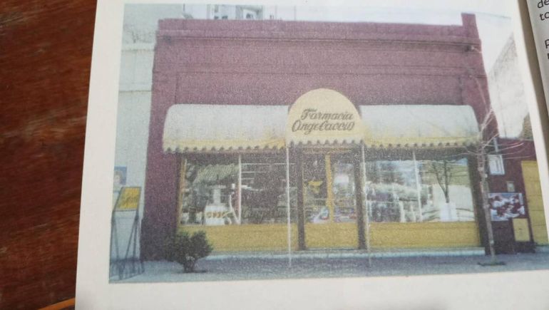 Farmacia y familia Angelaccio 
