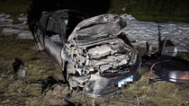 grave accidente en ruta 40: se fue a la banquina, volco y termino en terapia intensiva grave accidente en ruta 40: se fue a la banquina, volco y termino en terapia intensiva