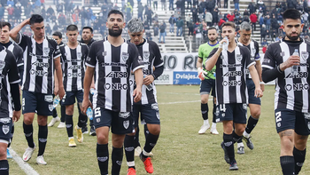 El plantel de Cipolletti cumplió con su fecha libre. El plantel de Cipolletti cumplió con su fecha libre.