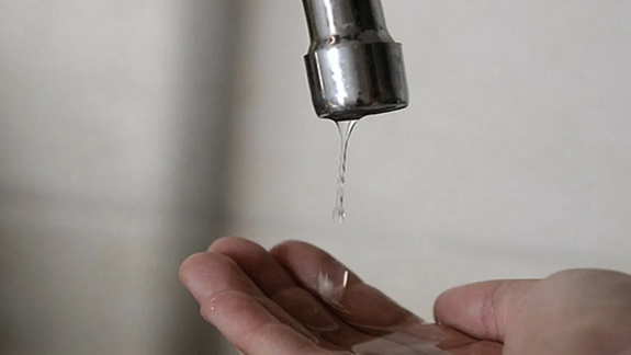 Gran parte de Neuquén se queda sin agua este jueves: las zonas afectadas