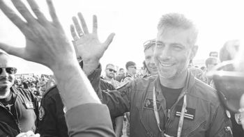 Quién era el piloto que murió al estrellarse con su avión de combate en Polonia y qué se sabe del accidente. Quién era el piloto que murió al estrellarse con su avión de combate en Polonia y qué se sabe del accidente.