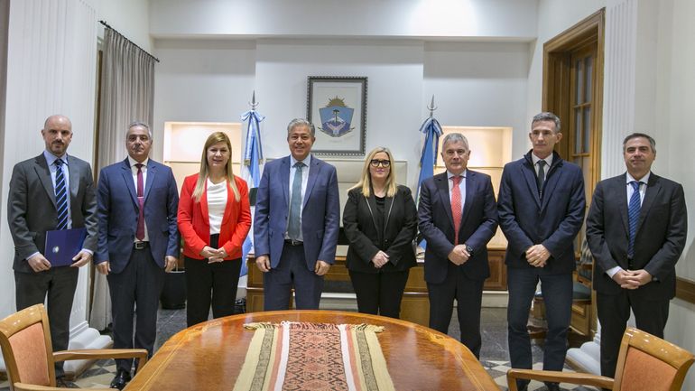 La foto oficial, al término del acto en Casa de Gobierno. La foto oficial, al término del acto en Casa de Gobierno.