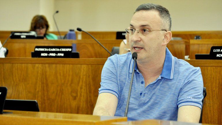 El concejal Schpoliansky podría integrar la lista del quiroguismo.