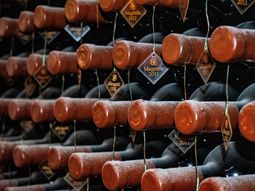 Hay vinos que se parecen y otros que no tienen nada que ver entre sí. Hay vinos que se parecen y otros que no tienen nada que ver entre sí.