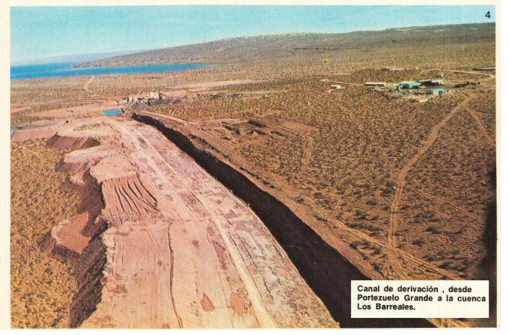 Canal de derivación desde Portezuelo Grande a la cuenca Los Barreales.