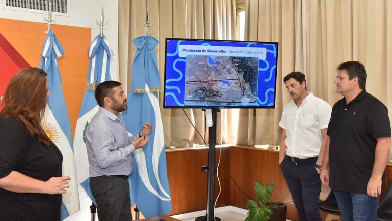 Mariano Gaido ya tiene fecha para la licitación de 4 mil nuevos lotes con servicios