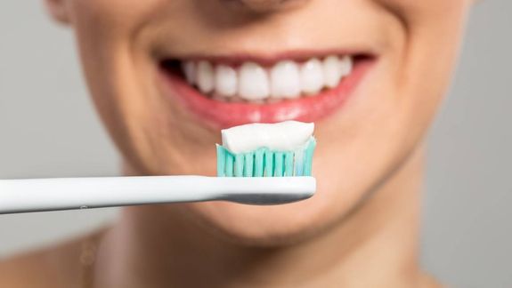 Las 5 recetas caseras para tener los dientes más blancos