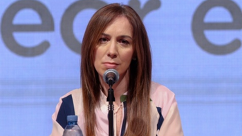 fuera de las elecciones, maria eugenia vidal busca trabajo y realizo una particular publicacion