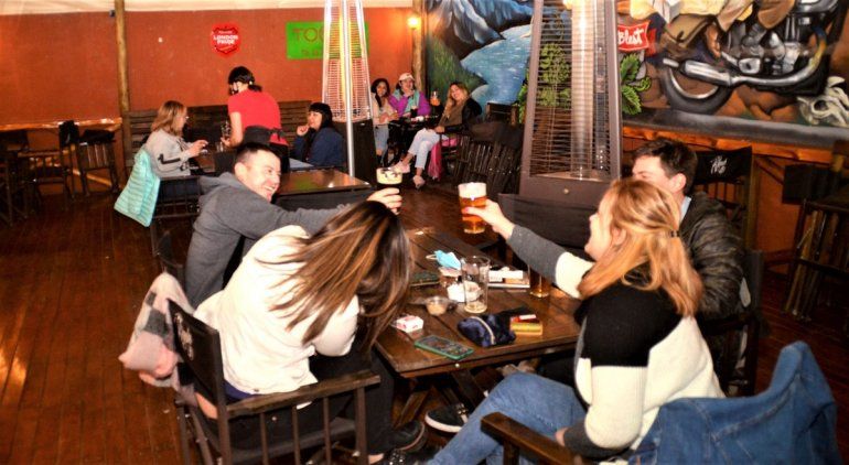 Bares y restaurantes de Cipo podrán funcionar hasta las 2 los fines de semana