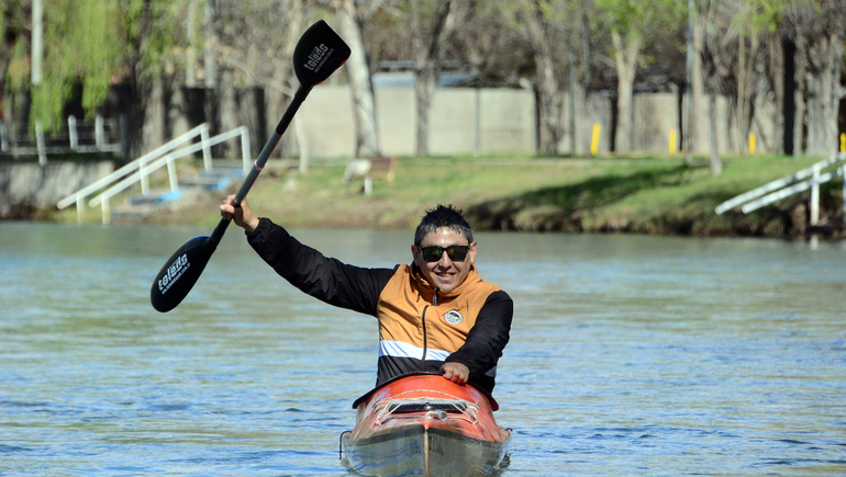 Se recuperó de las adicciones y ahora organiza cruzadas para desintoxicar los ríos y las bardas