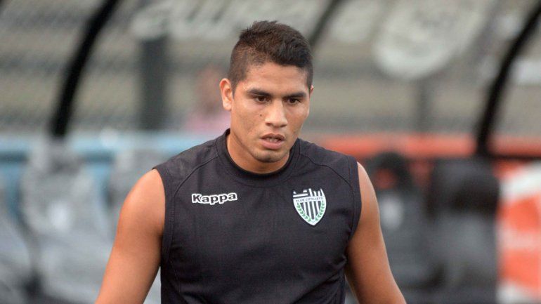 El neuquino ocupará otra vez un lugar en el lateral izquierdo.&nbsp;