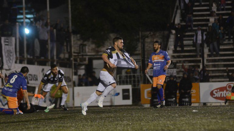 El último partido fue en La Visera con triunfo de Cipolletti por 2 a 1.&nbsp;