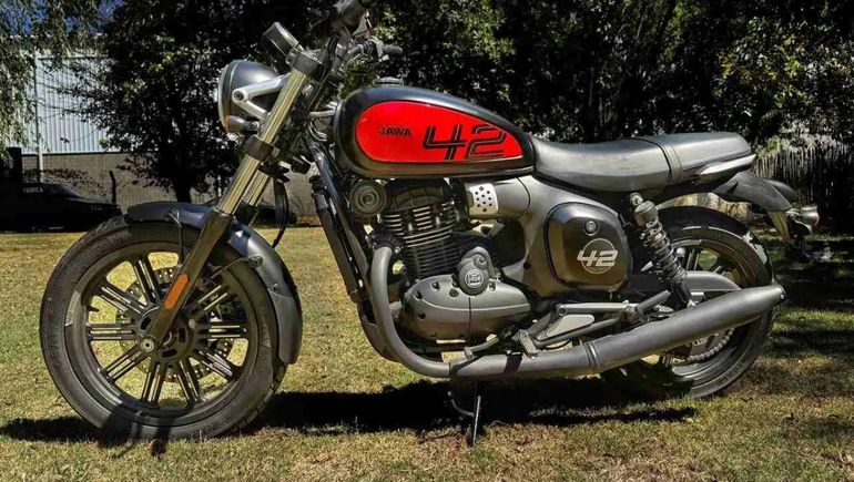 JAWA 42 FJ. JAWA 42 FJ.