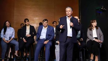 de los elogios a gaido y malena resa a las exigencias locales: la mirada de figueroa sobre los municipios de los elogios a gaido y malena resa a las exigencias locales: la mirada de figueroa sobre los municipios