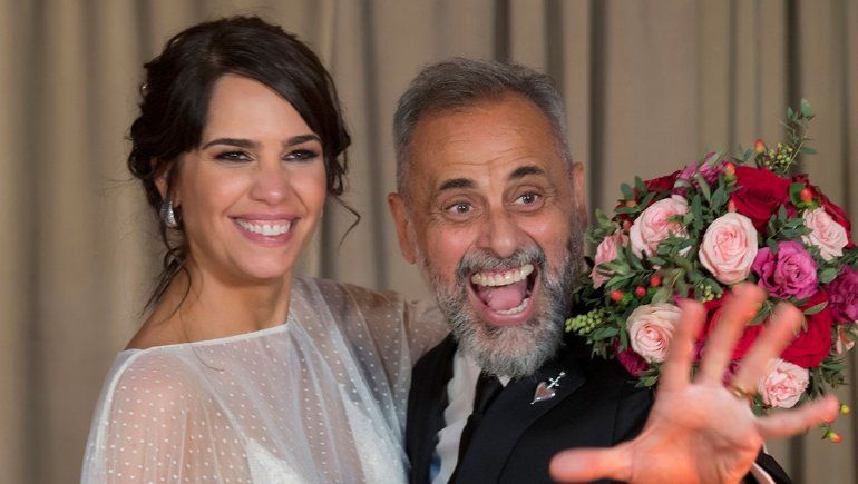 Balbiani bebotea a Jorge Rial