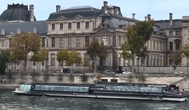 Robo al Museo del Louvre: arrestan a cinco sospechosos pero las joyas siguen sin aparecer Robo al Museo del Louvre: arrestan a cinco sospechosos pero las joyas siguen sin aparecer