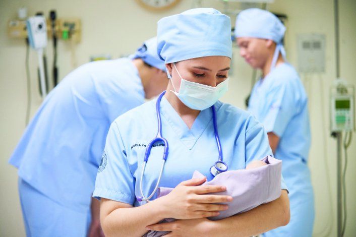 El aumento para los trabajadores del sector asistencial será del 4,5% en agosto y el 4% para septiembre. Foto: LMNeuquén. El aumento para los trabajadores del sector asistencial será del 4,5% en agosto y el 4% para septiembre. Foto: LMNeuquén.