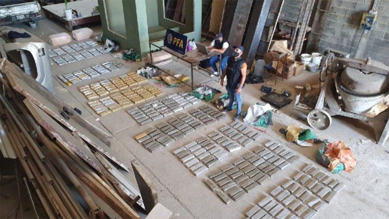 Barras de Talleres involucrados en un operativo narco con 1.600 kilos de marihuana