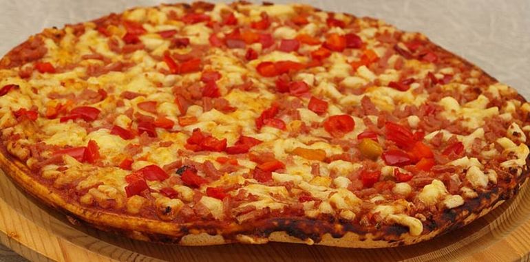 Este es el país que consume más pizza en el mundo: no se cocina en horno de barro ni se sirve en locales