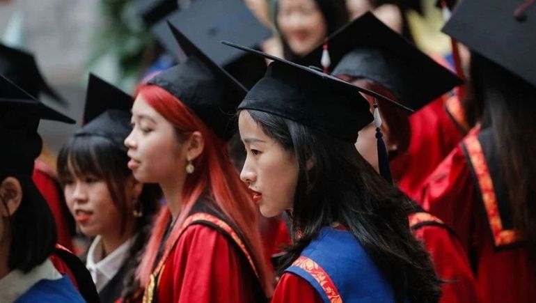 Los jóvenes chinos ya no quieren tener hijos. Los jóvenes chinos ya no quieren tener hijos.