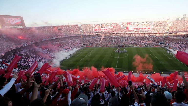 La hinchada de River La hinchada de River