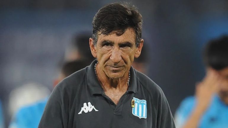 Gustavo Costas cuestionado por sus cambios Gustavo Costas cuestionado por sus cambios 