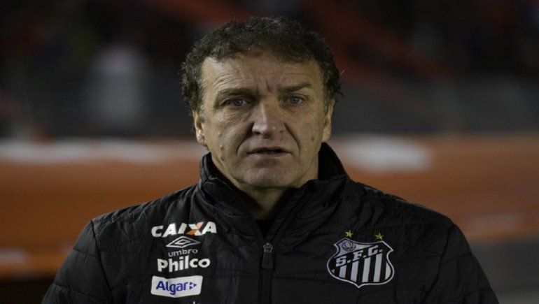 Alexi Stival, entrenador del Santos, le respondió al Boca Juniors.