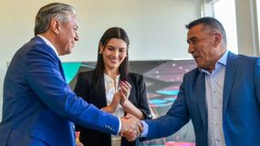 El convenio prevé obras de primera necesidad para Cutral Co | LM Neuquen El convenio prevé obras de primera necesidad para Cutral Co