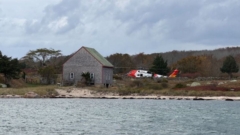 Tras darse cuenta que su barco estaba en llamas