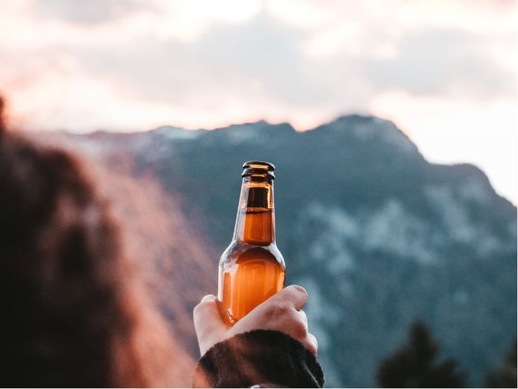 Desde 1957 y para el mundo entero, la cerveza no es una bebida alcohólica. Desde 1957 y para el mundo entero, la cerveza no es una bebida alcohólica.