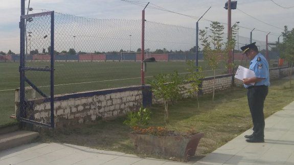 Delincuentes se llevaron pelotas y camisetas del Club San Lorenzo