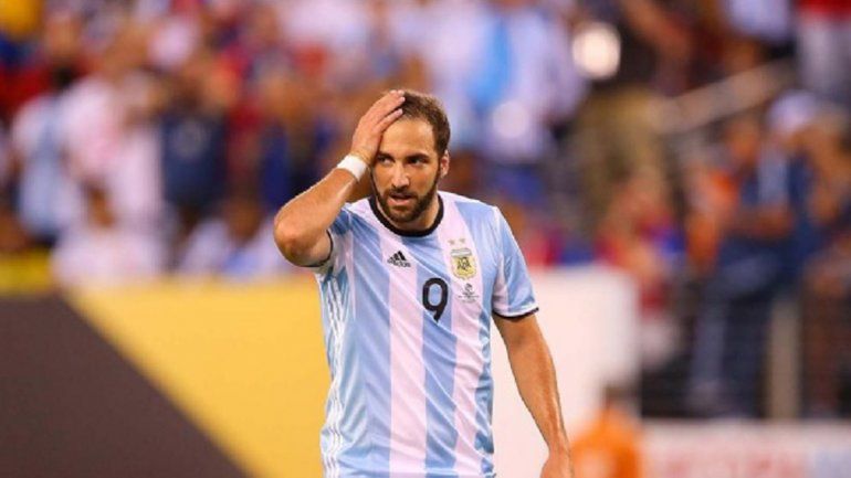 ¿El Pipita se queda sin lugar para los partidos de la Selección?
