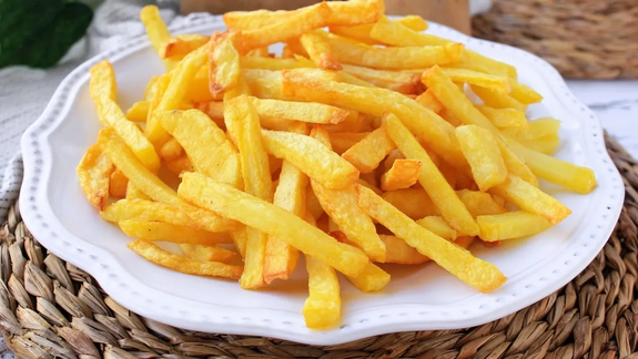 Papas fritas sin ser fritas: la receta saludable, sin freidora de aire ni aceite