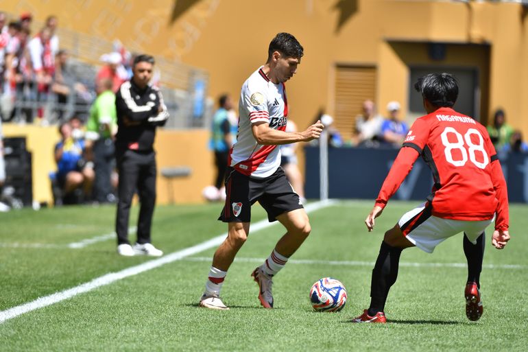 Con más contundencia que fútbol, River ganó en su debut del Mundial de Clubes