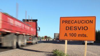 arquitectos locales piden frenar la obra en altura de la ruta 22 arquitectos locales piden frenar la obra en altura de la ruta 22