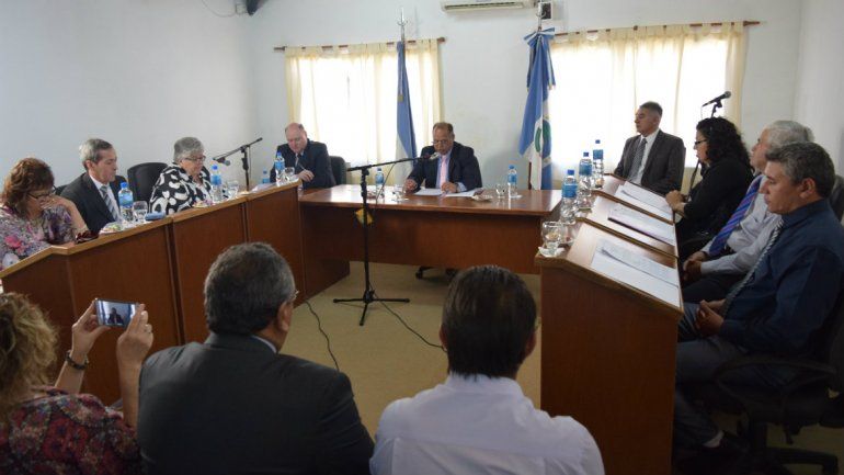 Moenne destacó las obras públicas durante su discurso en el Concejo