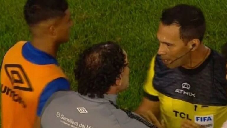 Gabriel Milito tuvo una fuerte discusión con Facundo Tello.