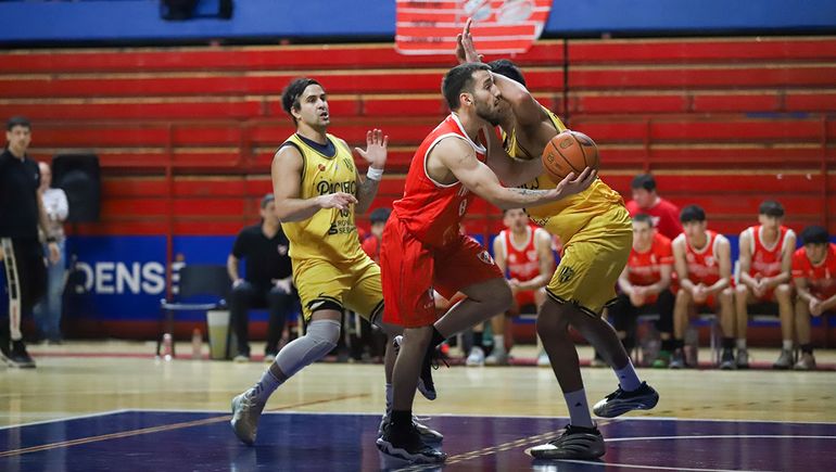 Doble suplementario y victoria agónica del Rojo en la vuelta del Ruca Che
