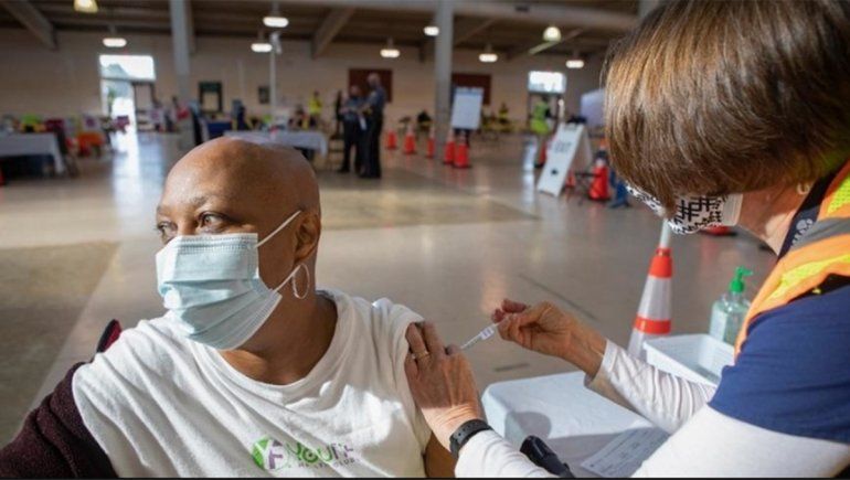 Los muertos por COVID en EE.UU. llegaron a 600.000 y crece la resistencia a la vacuna