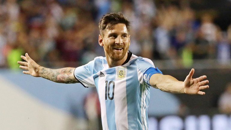 La patria futbolera sueña con volver a festejar un título en una tierra con el peor recuerdo.