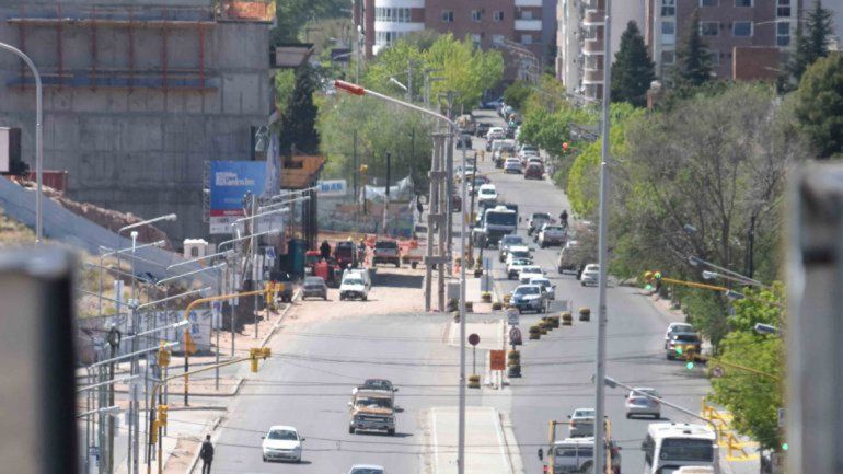 Inauguran la obra en Doctor Ramón y aseguran que a fines de julio culminarán los trabajos en Leloir