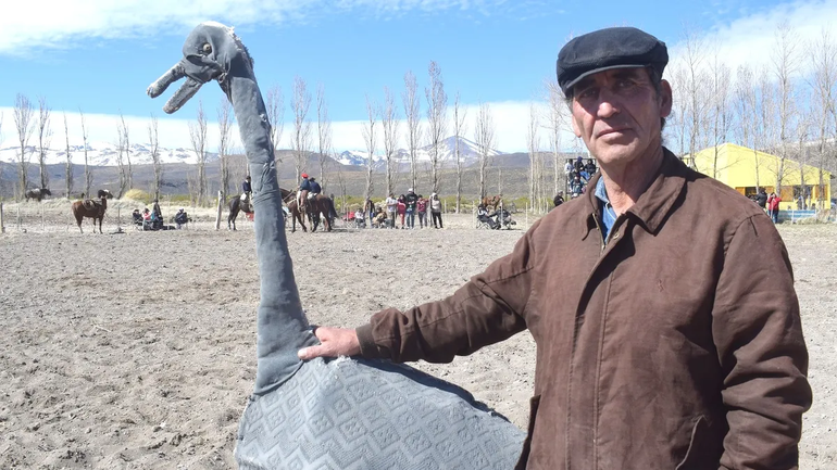 Fiesta gaucha sin alcohol: Galvarino Tapia, el organizador que dejó la escuela para cuidar animales