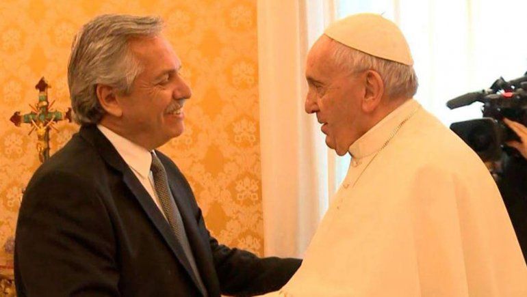 Alberto llamó al Papa para agradecerle su gestión con bonistas